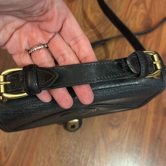 Dooney & Bourke Black classic Crossbody bag pebbled leather - Picture 8 of 9